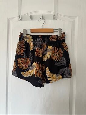 NWOT Black and Gold Tropical Print High Waist Shorts